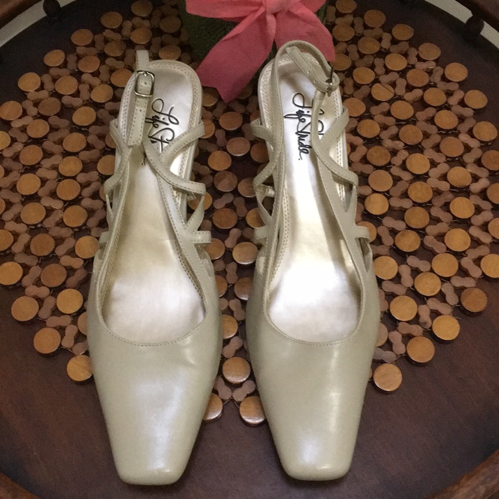 Life Stride 9-1/2M slingbacks